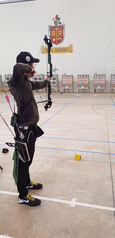 Cto navarro sala Arco Iruña